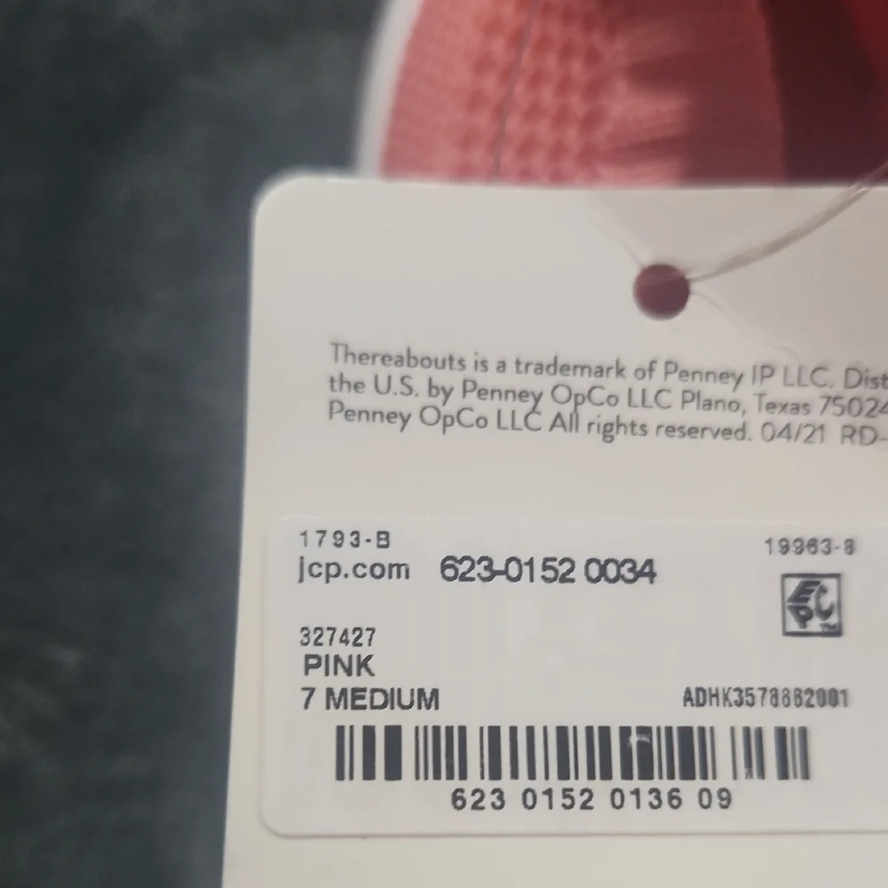 [Thereabouts] Pink Kids Slip-On Shoes- Size 7 Medium